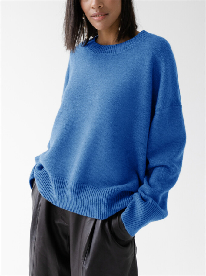 Womens-Crew-Neck-Knit-Sweater-Blue-5.jpg