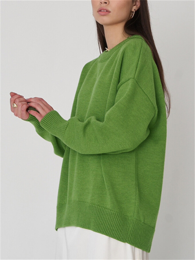 Womens-Oversized-Sweater-Green-3.jpg