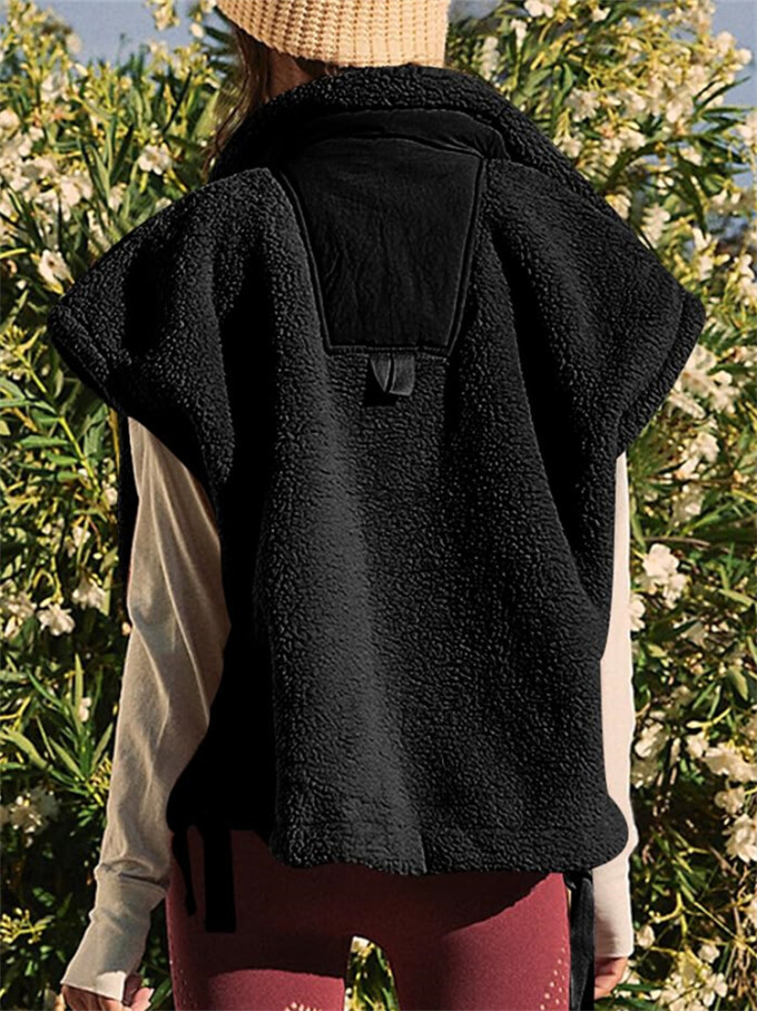 Womens-Oversized-Fleece-Vest-Black-4.jpg