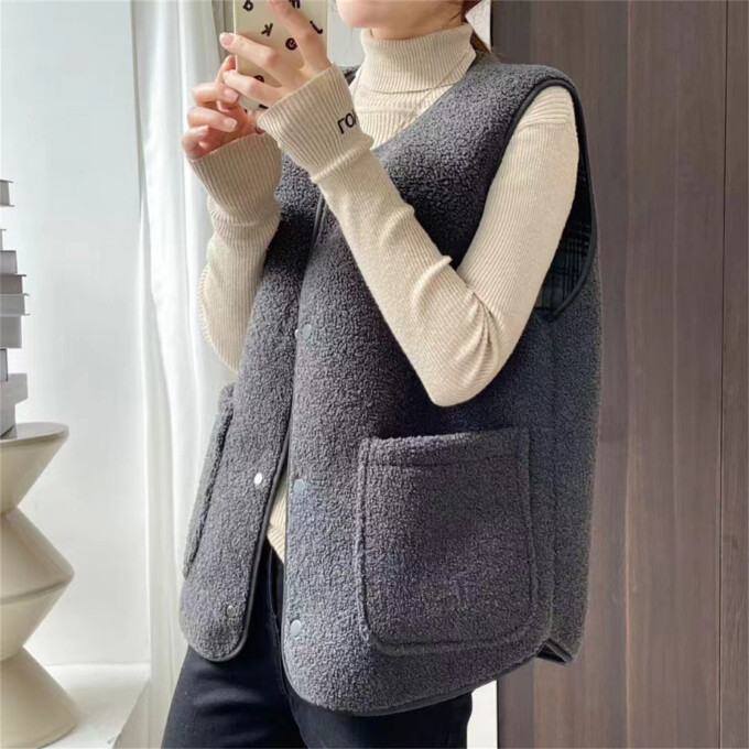 polar-fleece-vest-Grey-4.jpg