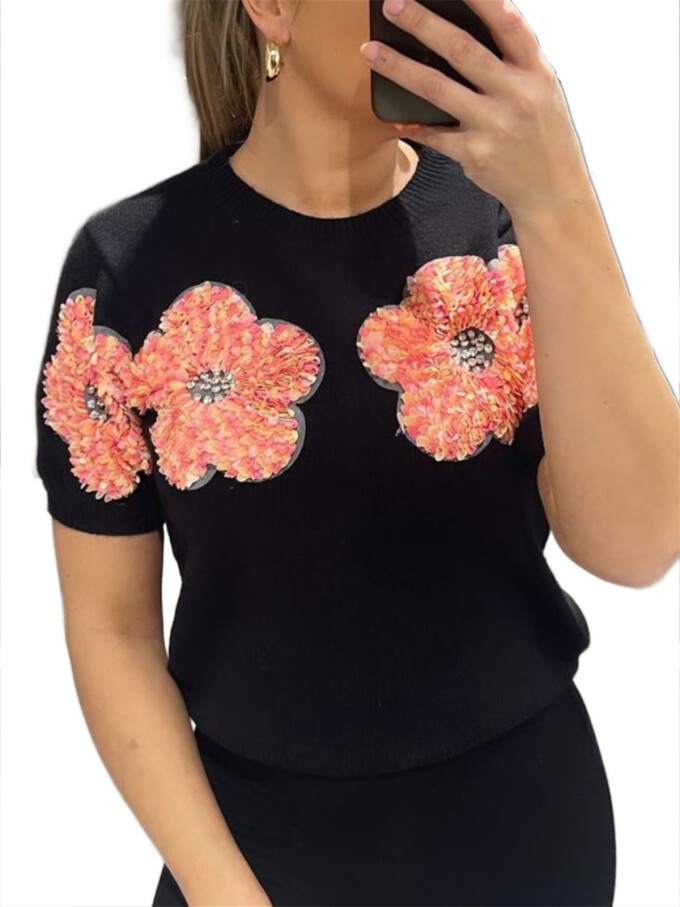 flower-pullover-sweater-Black-1.jpg