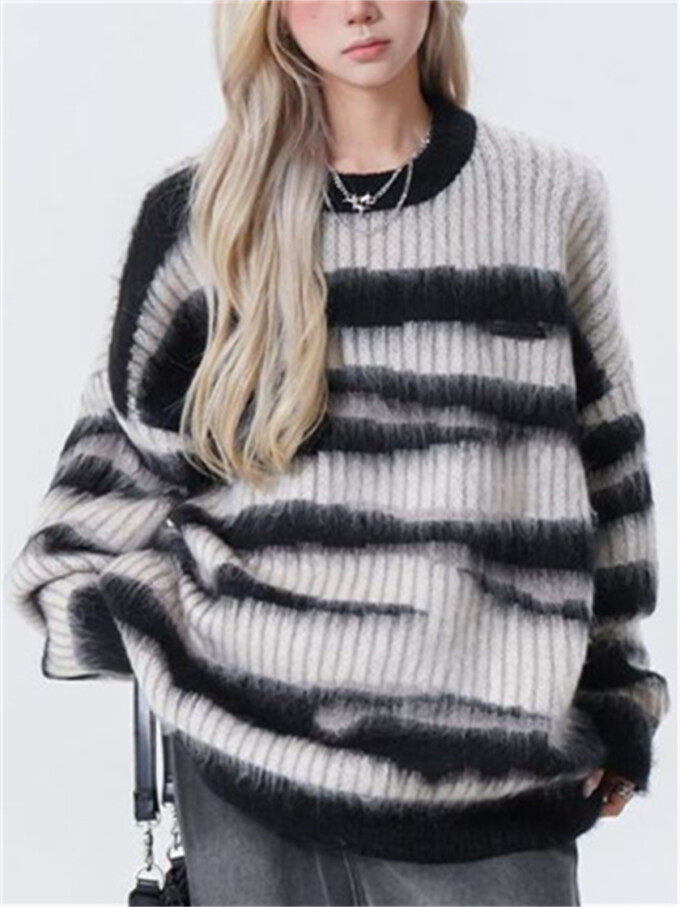 cute-stripe-sweater-Black-2.jpg