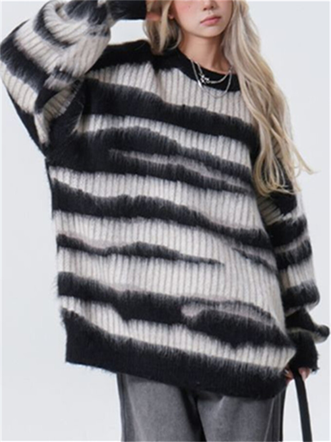 cute-stripe-sweater-Black-3.jpg