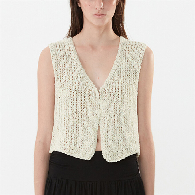 crop-sweater-vest-Apricot-2.jpg