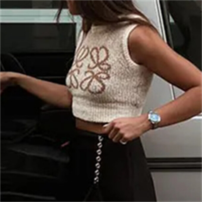 knit-sleeveless-crop-top-Beige-3.jpg