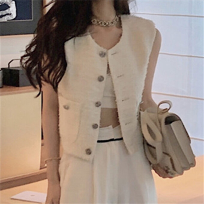 button-crop-sweater-vest-Beige-3.jpg