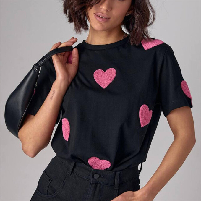 short-sleeve-heart-tshirt-Black-3.jpg