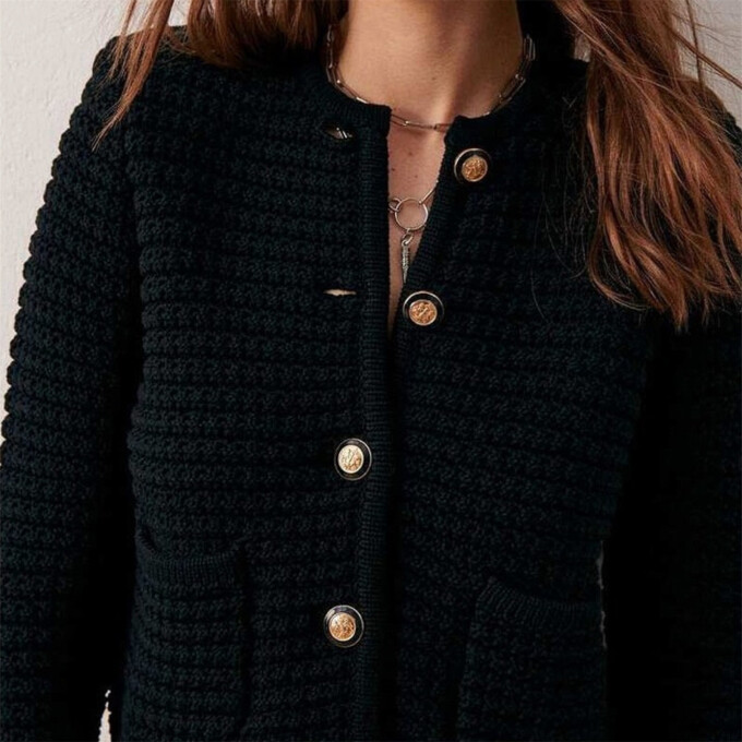 button-crop-chunky-cardigan-Black-3.jpg