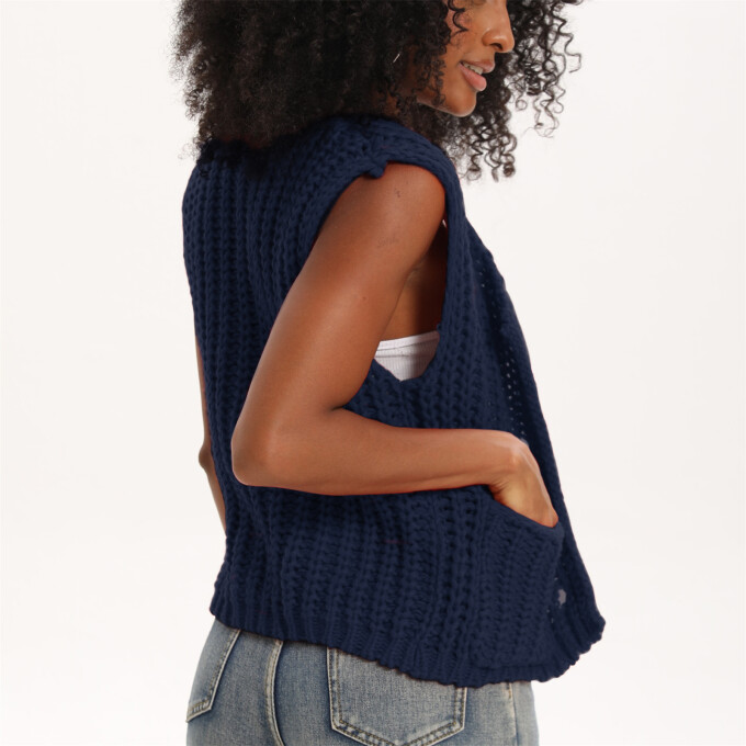 sleeveless-crop-knit-cardigan-Navy-2.jpg