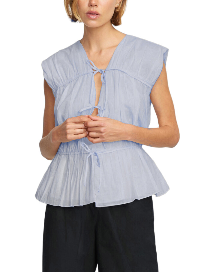 Tie-Front-Top-Lightblue-1.jpg