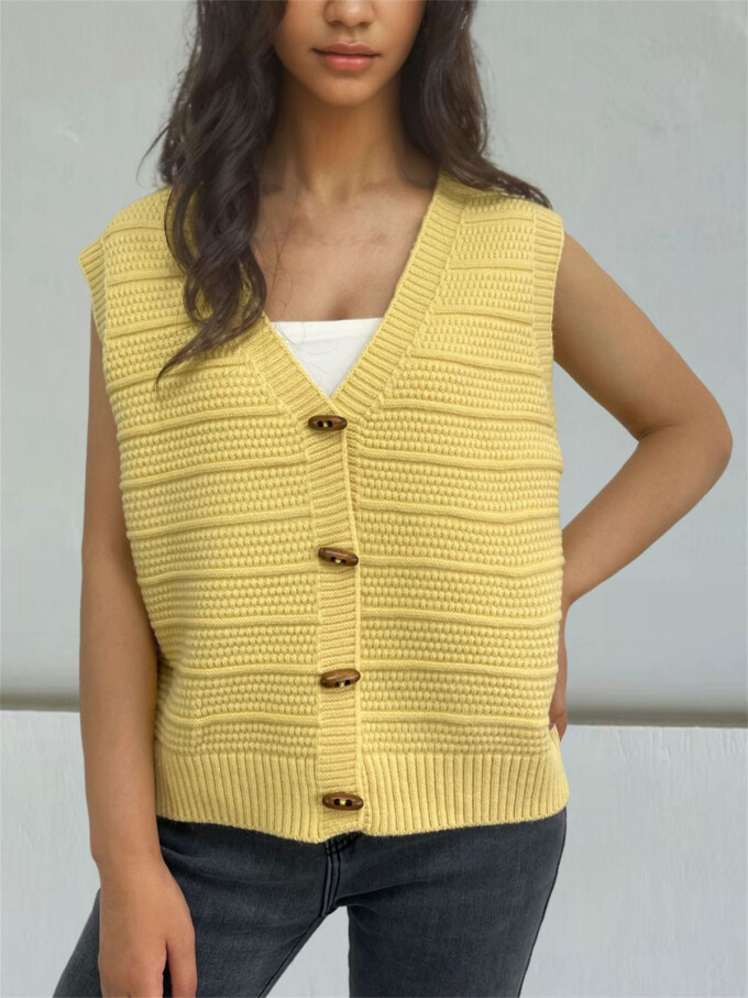 women-sleeveless-knit-vest-Yellow-2.jpg