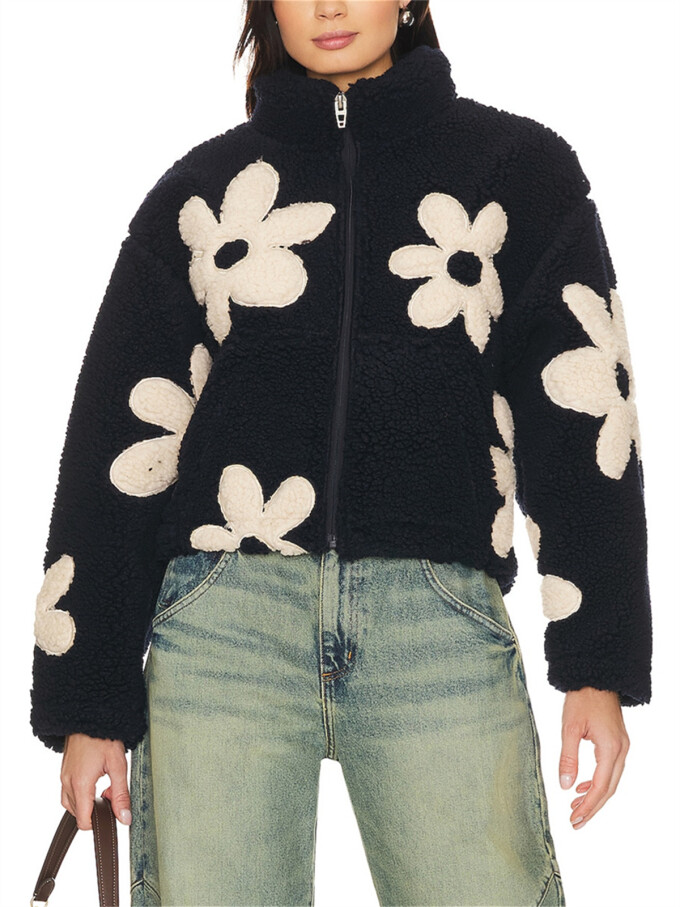 floral-pattern-sherpa-jacket-Navy-415277c7562b0a37c.jpg