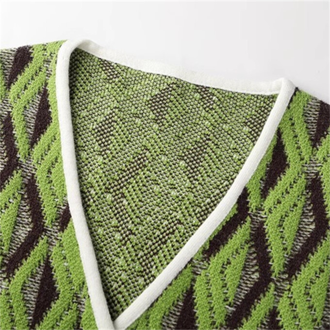 women-casual-sweater-vest-Green-3.jpg